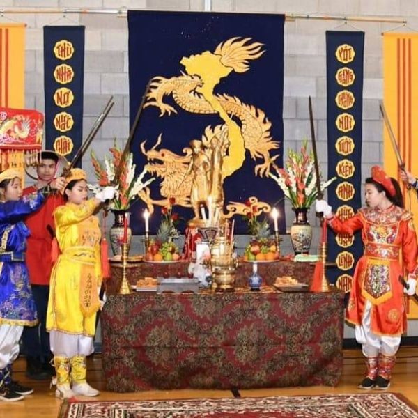 Hai Bà Trưng: Tưởng niệm Hai Bà Trưng